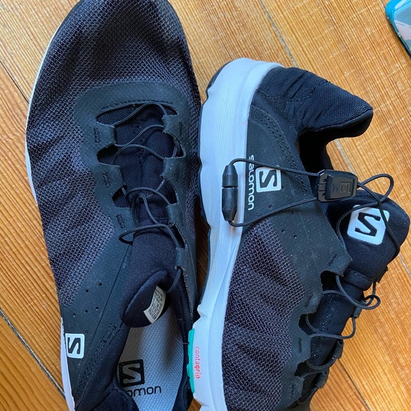 salomon waterproof sneakers